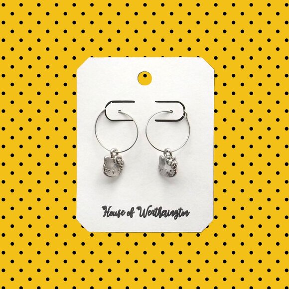 Hand Crafted Sanrio Hello Kitty Earrings - Picture 1 of 4
